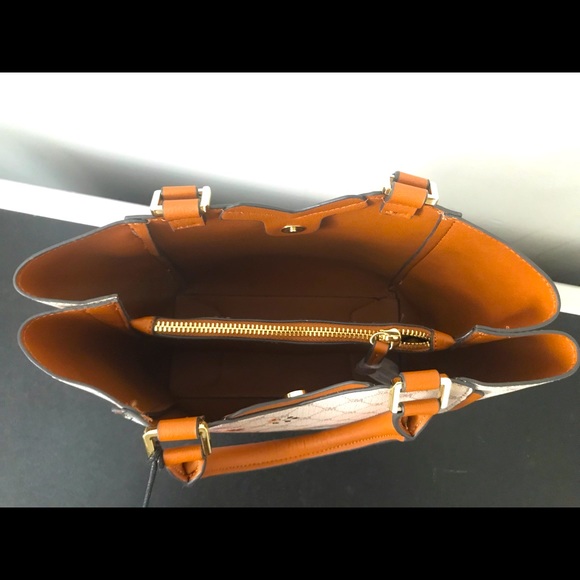 Authentic Steve Madden Purse - Picture 3 of 3